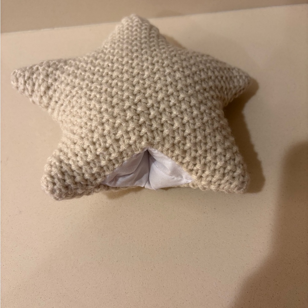 Cream Tree Topper